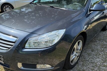 Opel Insignia 208.000 km 2.690 &euro; Mahlow 15831