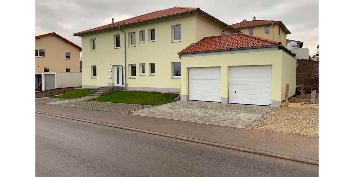 Etagenwohnung Bad Rodach - 4 Zimmer, 136 m&sup2;, 1.280&euro; | Angebot:24756986