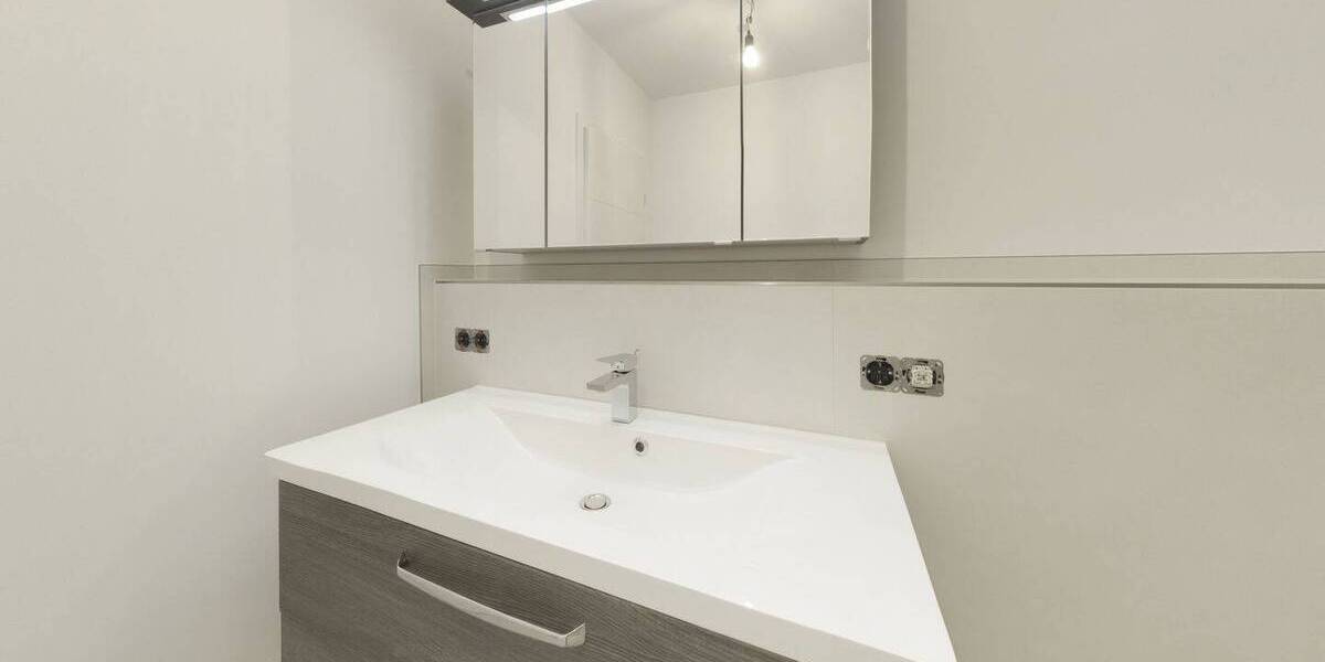Reihenmittelhaus Burgdorf - 4 Zimmer, 145 m&sup2;, 2.100&euro; | Angebot:26438784