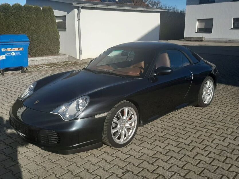996