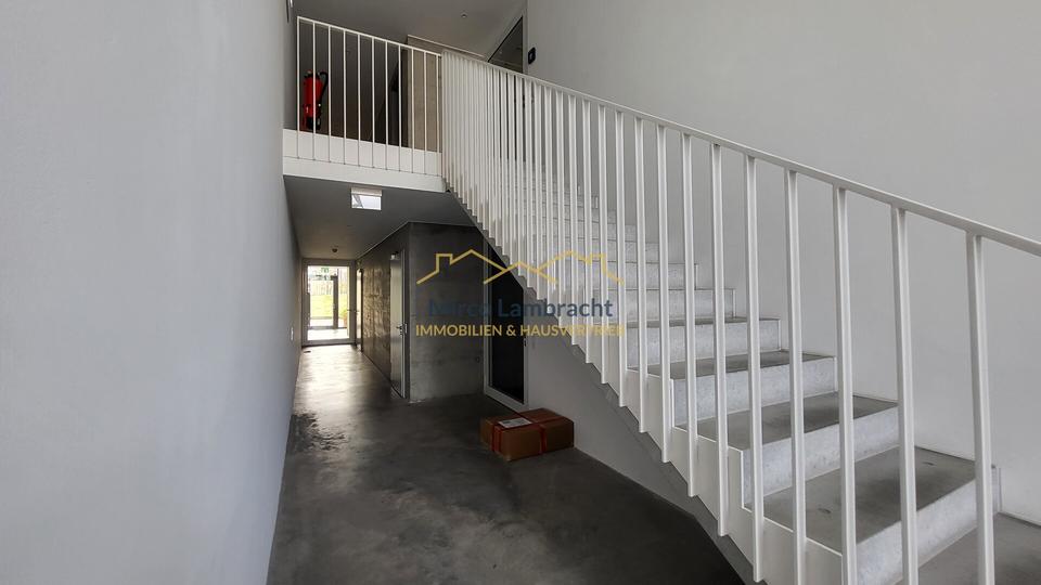 Gewerbeobjekt Breisach am Rhein - 2.450&euro; | Angebot:25245140