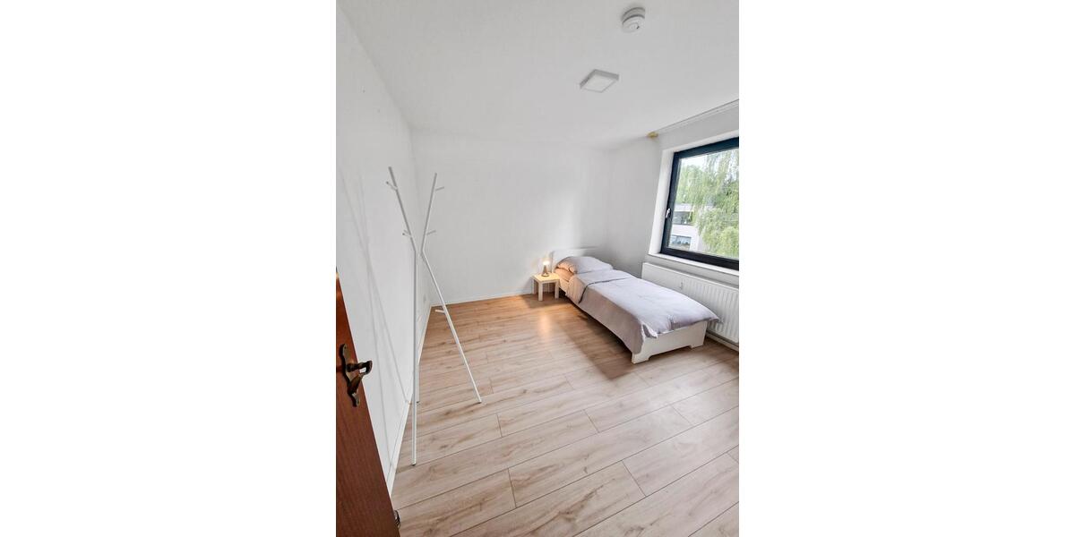 Wohnen auf Zeit Achim - 3.5 Zimmer, 100 m&sup2;, 20&euro; | Angebot:12133773