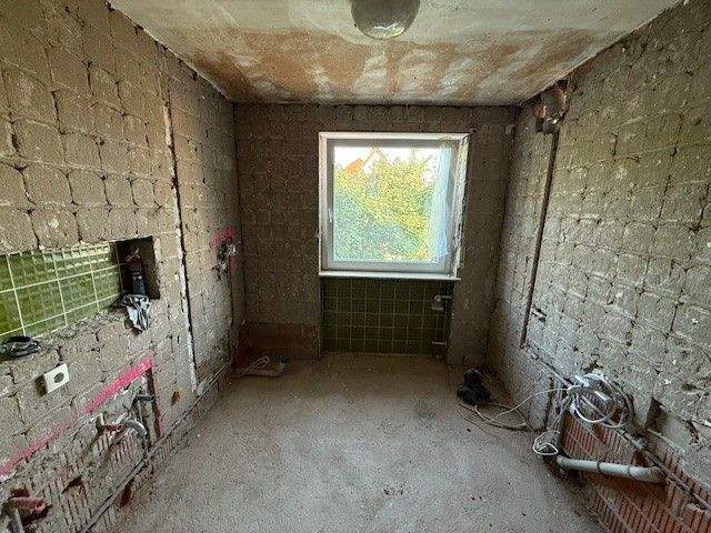 Gewerbeobjekt Volkach - 4 Zimmer, 125 m&sup2;, 1.300&euro; | Angebot:21962141