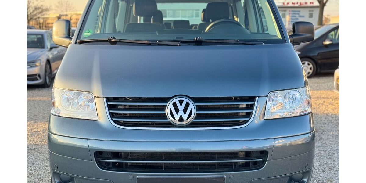 VW T5 Transporter 276.000 km 11.850 &euro; Paderborn 33106