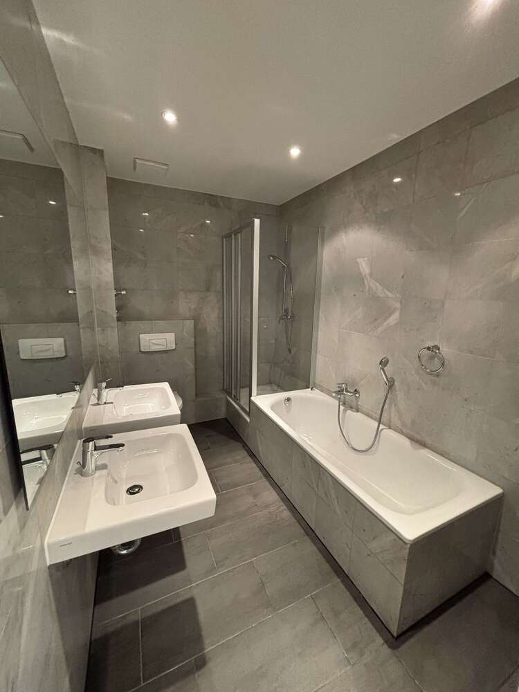 Wohnung zum Mieten in Zwickau 550 € 72 m²