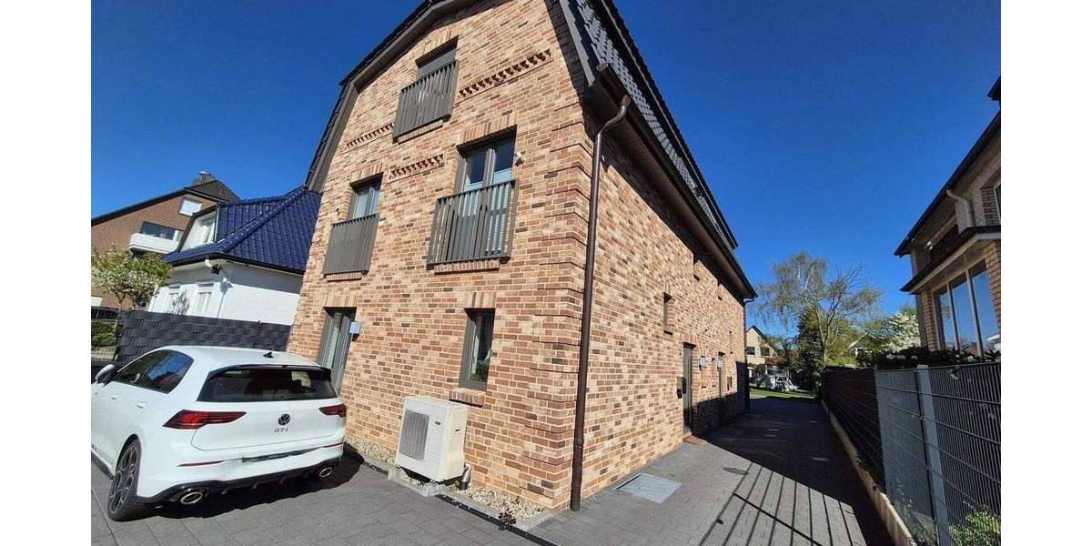 Doppelhaushälfte Norderstedt Garstedt - 4 Zimmer, 137 m&sup2;, 2.585&euro; | Angebot:26868605