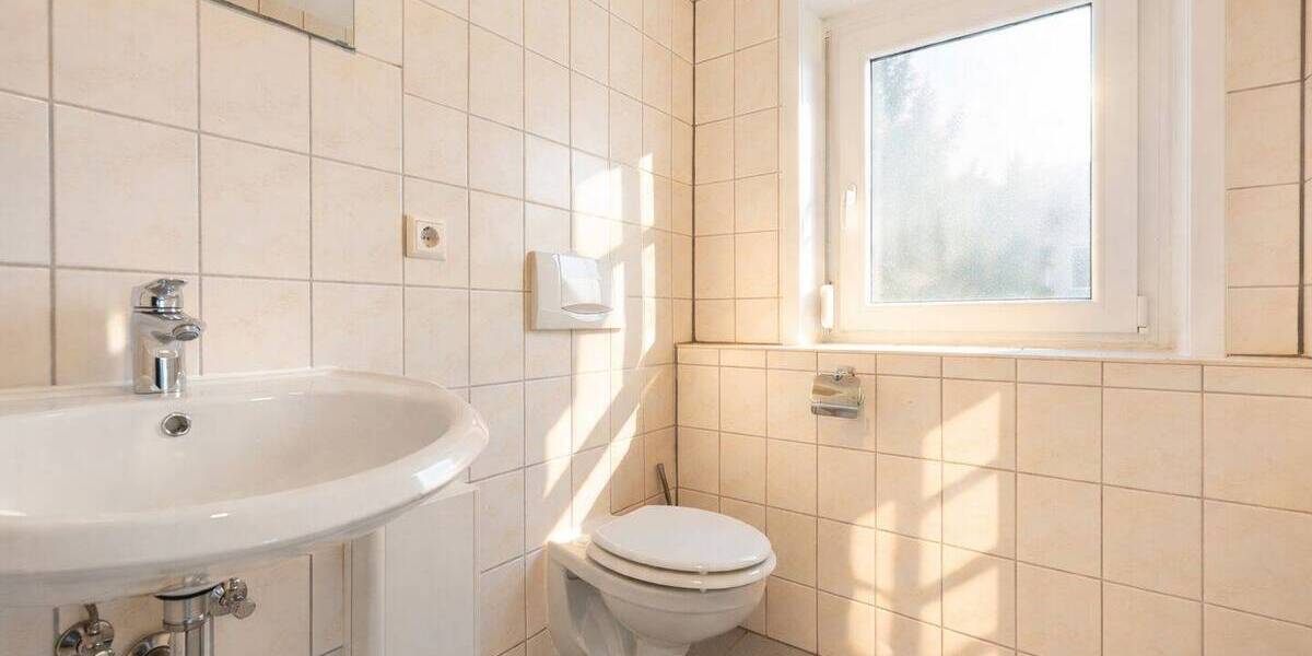 Doppelhaushälfte Stuttgart - Degerloch Degerloch - 6 Zimmer, 97 m&sup2;, 350.000&euro; | Angebot:26569595