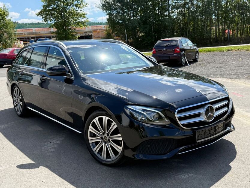 Mercedes-Benz E 350 195.000 km 20.900 € Tröstau 95709