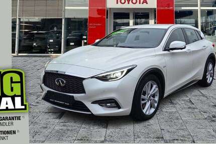 INFINITI Q30 107.627 km 14.220 &euro; Dresden 01139