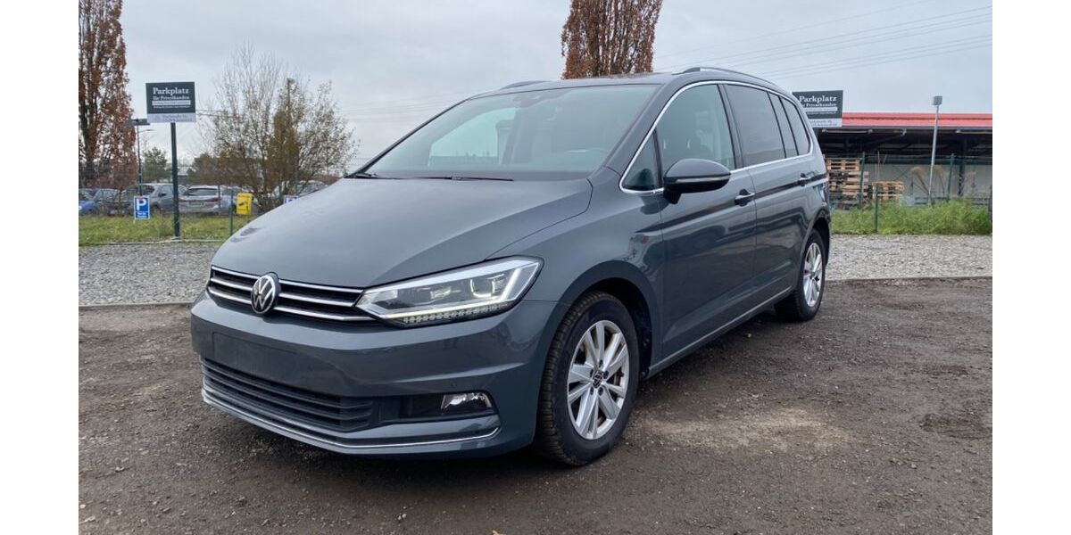 VW Touran 210.183 km 13.790 &euro; Blankenfelde-Mahlow 15831