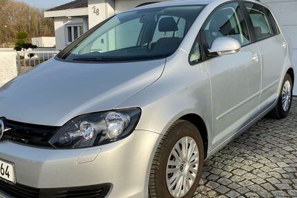 VW Golf Plus 42.000 km 8.750 &euro; Pfoerring 85104