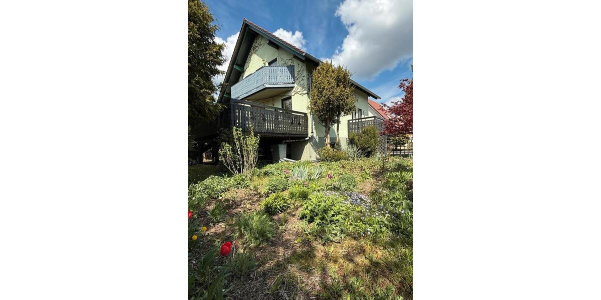 Haus im Grünen: EFH mit kleiner ELW und großem Garten 3 zimmer