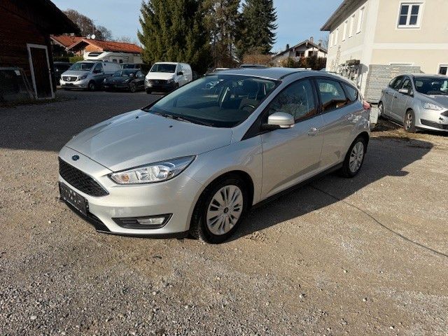 Ford Focus 77.000 km 4.600 &euro; Prien-Bachham 83209