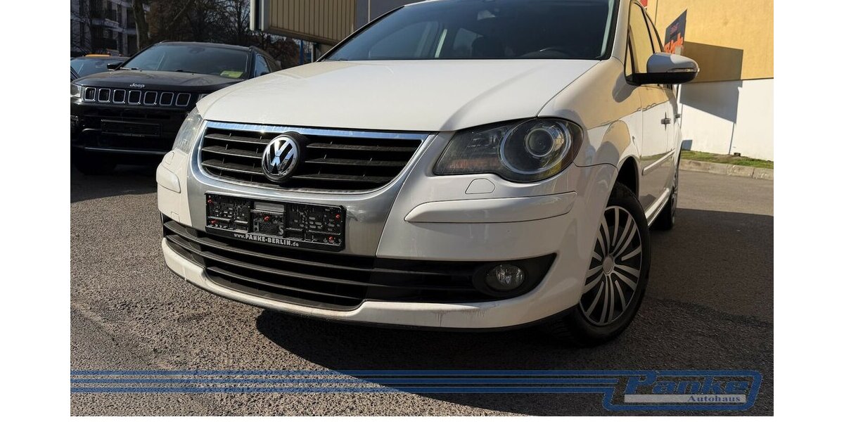 VW Touran Freestyle 1.4 DSG*SHZ*AHK*PDC*AUX* 193.614 km 4.990 &euro; Berlin 13187