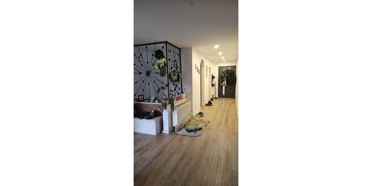 Bungalow Riedstadt - 4 Zimmer, 143 m&sup2;, 1.950&euro; | Angebot:25208208