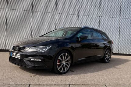 Seat Leon 149.000 km 14.500 € Rosengarten 74538