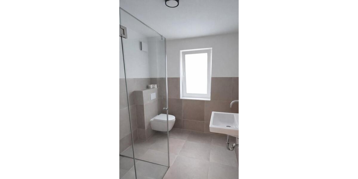 Erdgeschoßwohnung Wassertrüdingen - 2 Zimmer, 77 m&sup2;, 900&euro; | Angebot:26249369