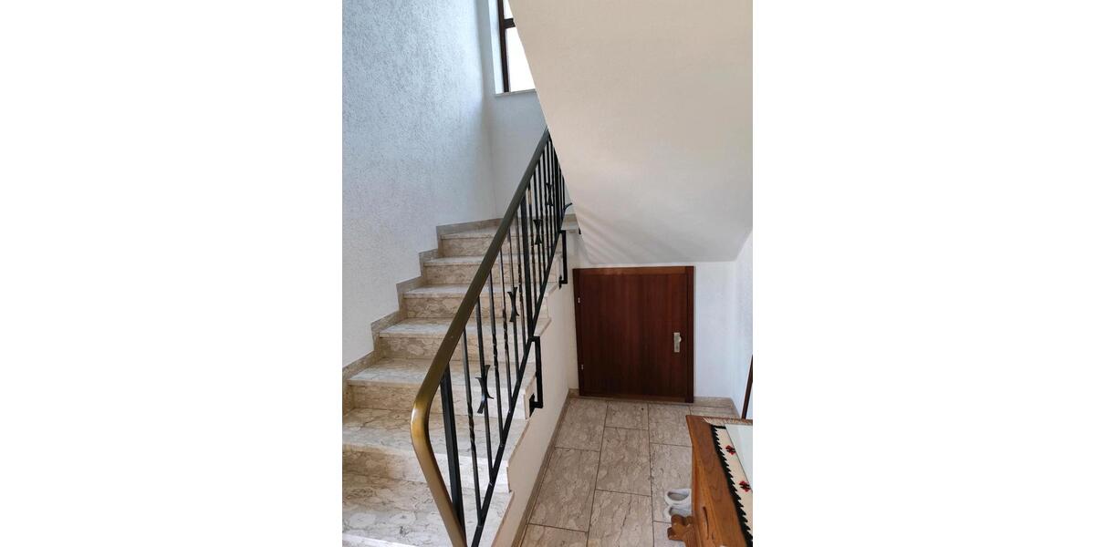 Mehrfamilienhaus, Wohnhaus Trausnitz - 8 Zimmer, 194 m&sup2;, 400.000&euro; | Angebot:26455422