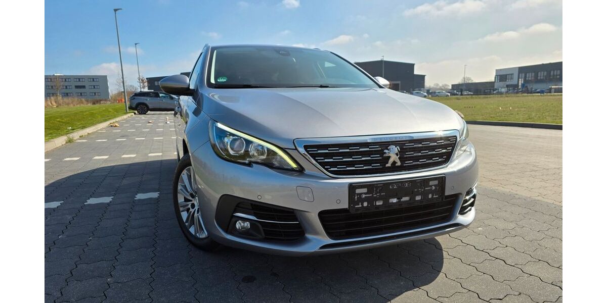 Peugeot 308 98.000 km 12.990 &euro; Ahrensburg 22926