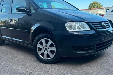 VW Touran 272.123 km 2.600 &euro; Erfurt 99089