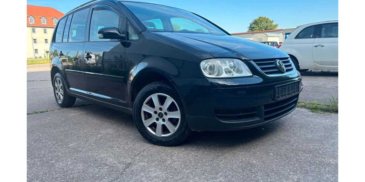 VW Touran 272.123 km 2.600 &euro; Erfurt 99089
