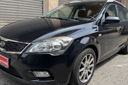 Kia ceed / Ceed 107.889 km 6.895 &euro; Altensteig 72213