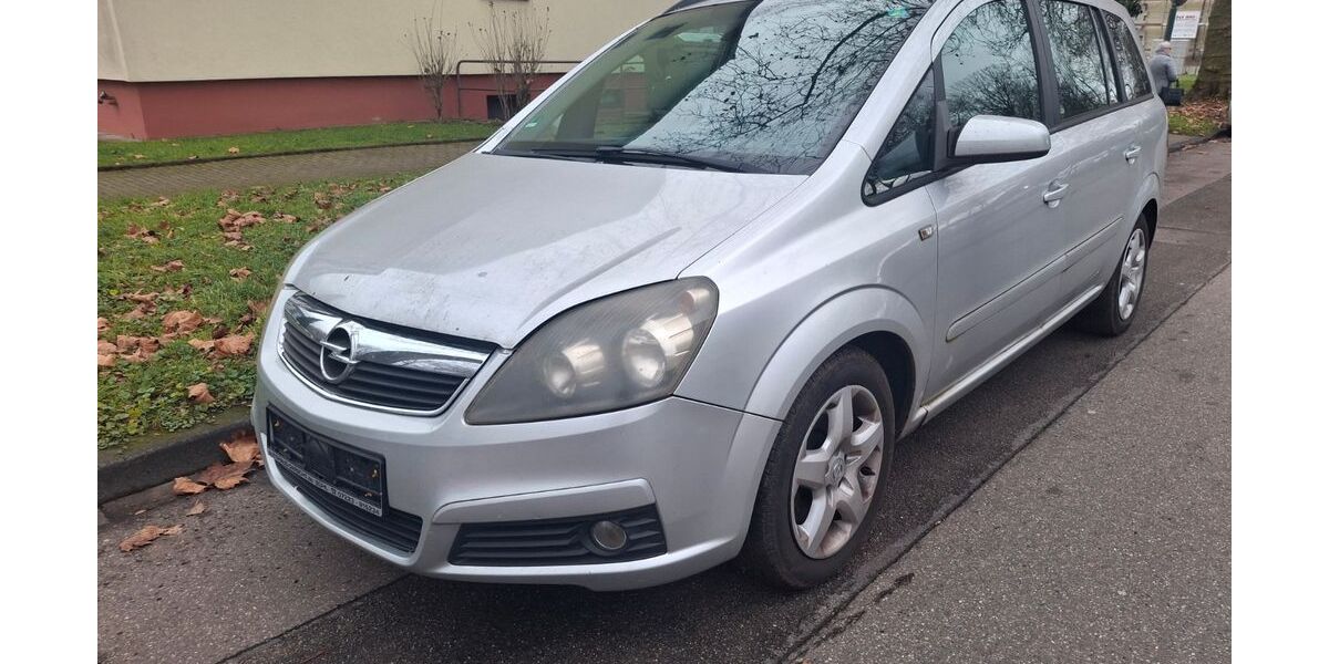 Opel Zafira 273.000 km 999 &euro; lahr 77933