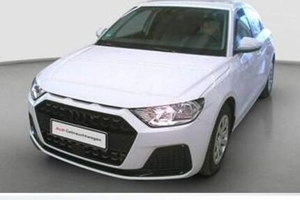 Audi A1 5.378 km 23.480 &euro; Fürth 90763