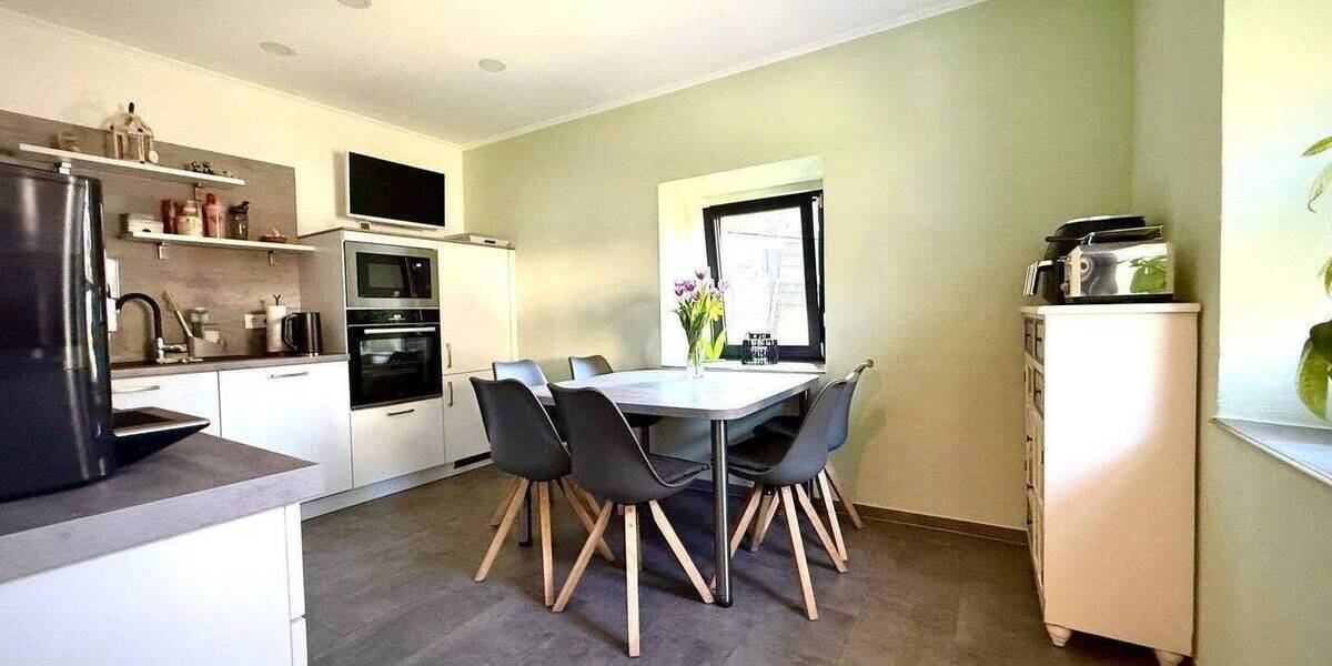 Mehrfamilienhaus, Wohnhaus Schönecken - 3 Zimmer, 134 m&sup2;, 289.000&euro; | Angebot:26874899