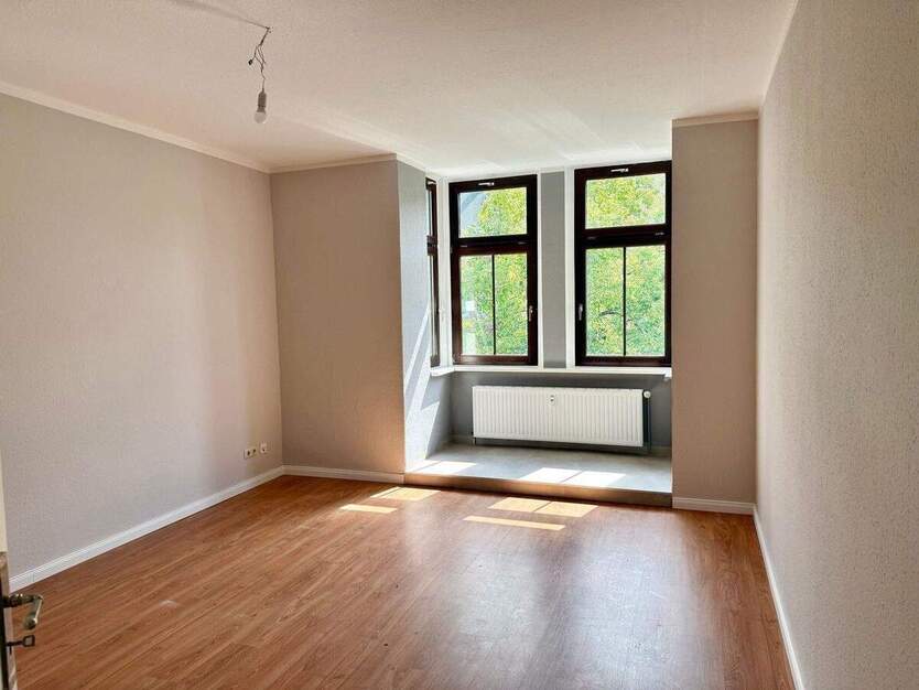 Für Sie saniert - schicke 4-Raumwohnung mit Balkon 4 zimmer