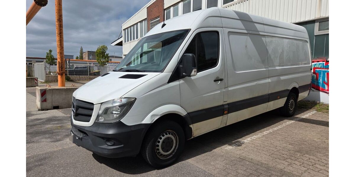 Mercedes-Benz Sprinter 284.479 km 7.990 &euro; Hamburg 20537