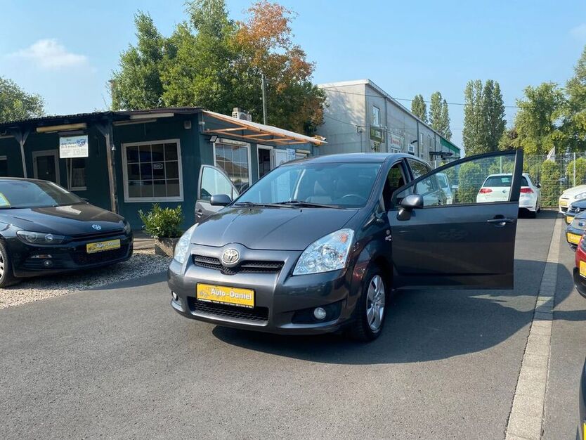 Corolla Verso