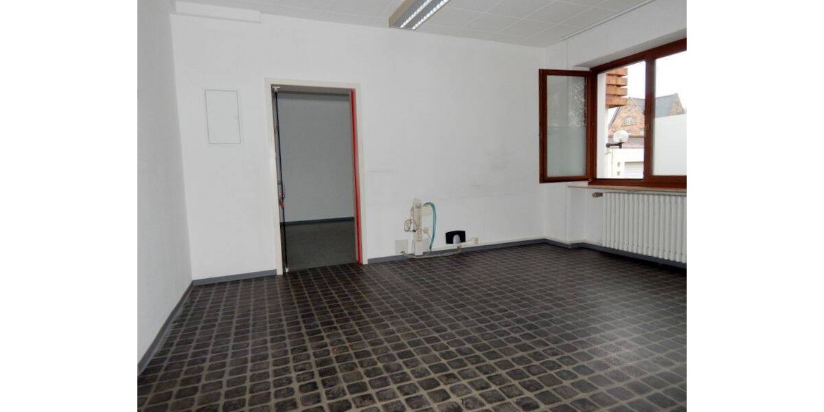 Gewerbeobjekt Losheim am See Losheim - 5 Zimmer, 1.050&euro; | Angebot:26658392