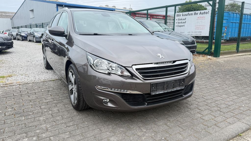 Peugeot 308 129.000 km 8.900 &euro; Geldern 47608