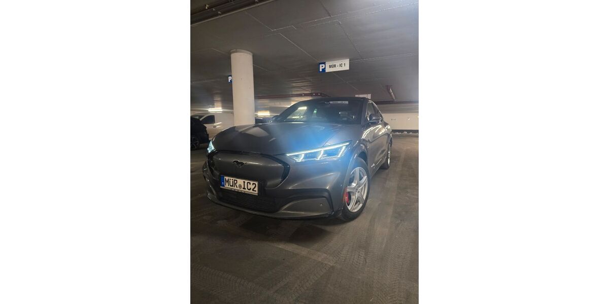 Ford Mustang Mach-E 79.000 km 28.900 &euro; Waren 17192