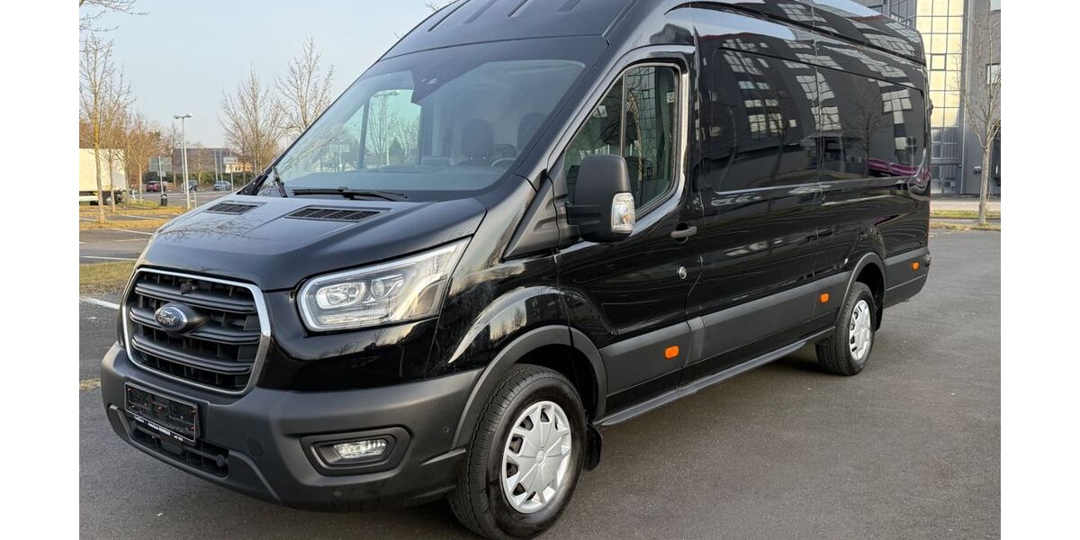 Ford Transit 143.819 km 22.999 &euro; Siegburg 53721