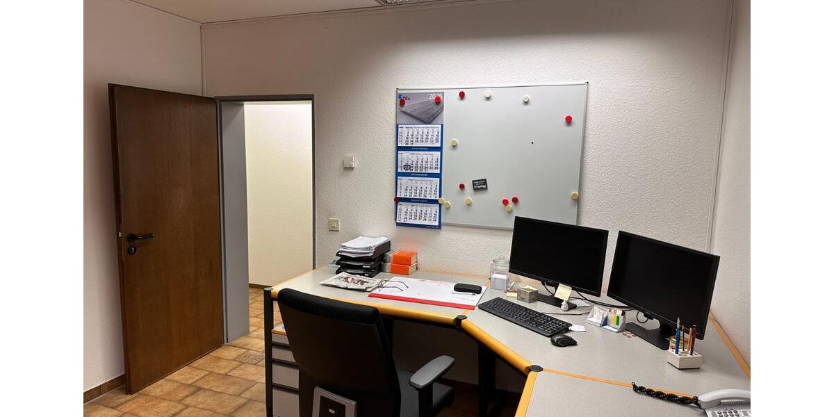 Moderne Büroräume mit eigenem Eingang und optionalen Lagerflächen in ruhiger Lage - Tülau zimmer