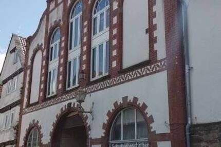 Sanierungsbedürftiges Mehrfamilienhaus in Fritzlar zu verkaufen zimmer