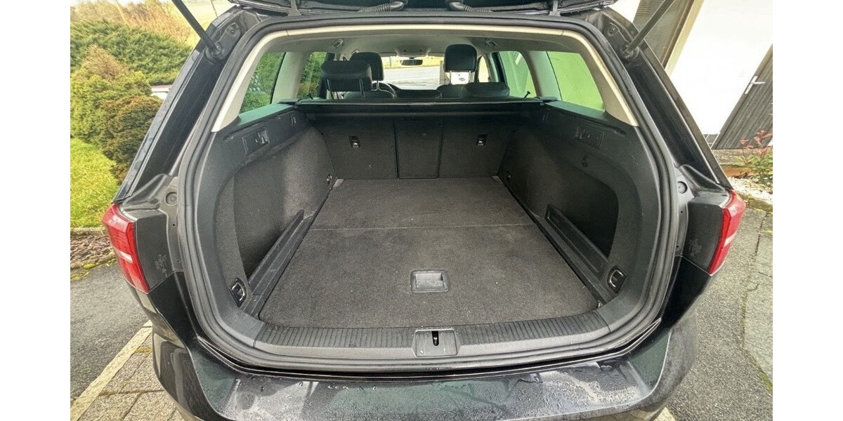 VW Passat Variant 220.000 km 10.000 &euro; Hirschberg 07927