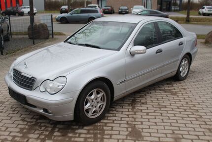 Mercedes C 200