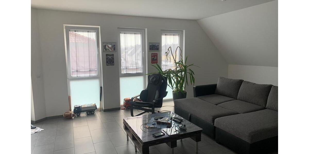 Etagenwohnung Riedstadt - 3 Zimmer, 85 m&sup2;, 1.100&euro; | Angebot:26547074