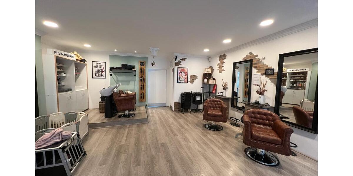 Ladenlokal , Gewerbe Einzelhandel Geschäftsraum zimmer