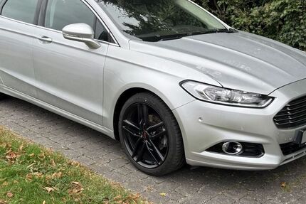 Ford Mondeo 98.800 km 16.650 € Düdenbüttel 21709
