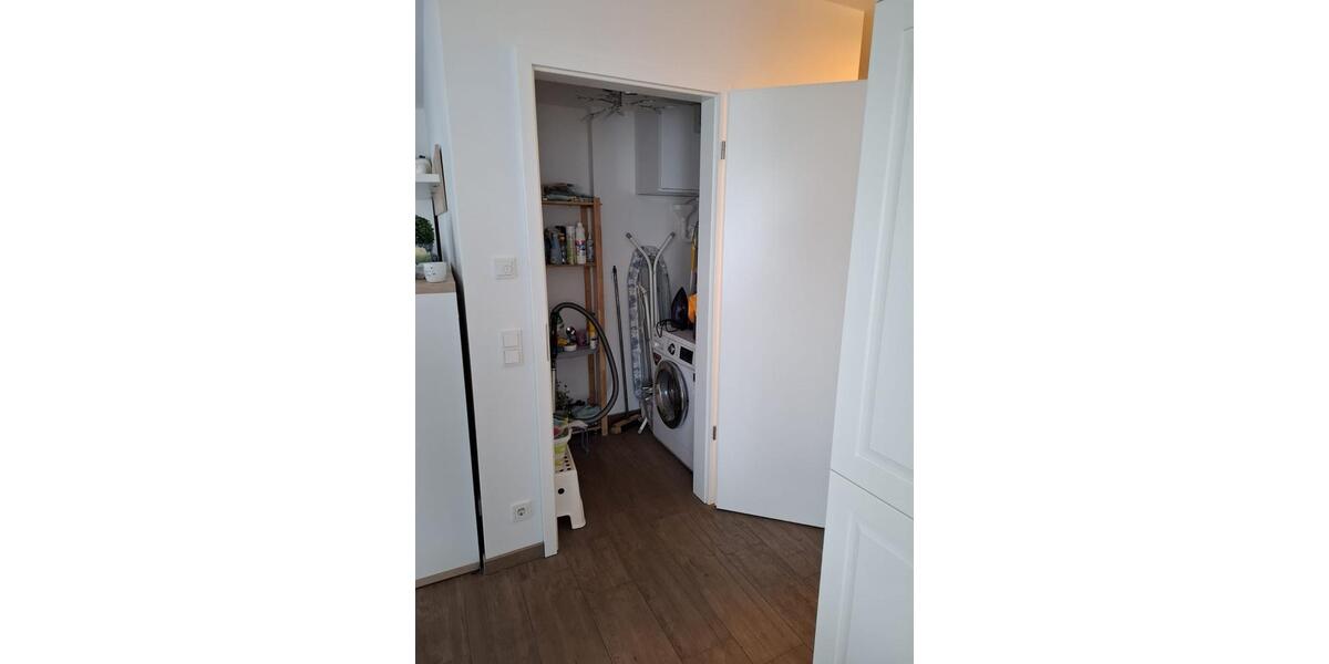 Etagenwohnung Hamburg Barmbek-Süd - 1 Zimmer, 50 m&sup2;, 1.850&euro; | Angebot:26645711