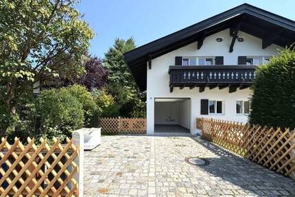 Garmisch-Partenkirchen - wundervoll renoviertes Landhaus mit Bergblick