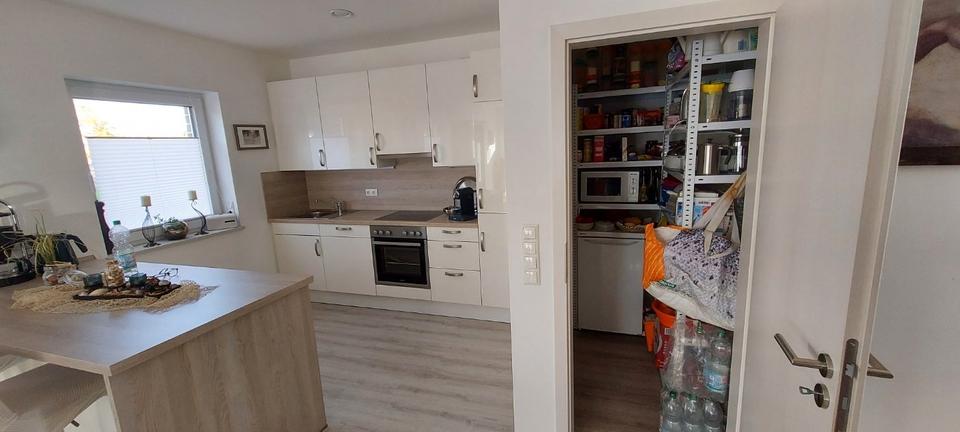 Doppelhaushälfte Schenefeld - 4 Zimmer, 120 m&sup2;, 1.320&euro; | Angebot:26041604
