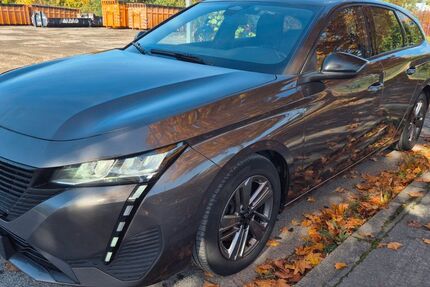 Peugeot 308 167.000 km 10.900 € Berlin 12347