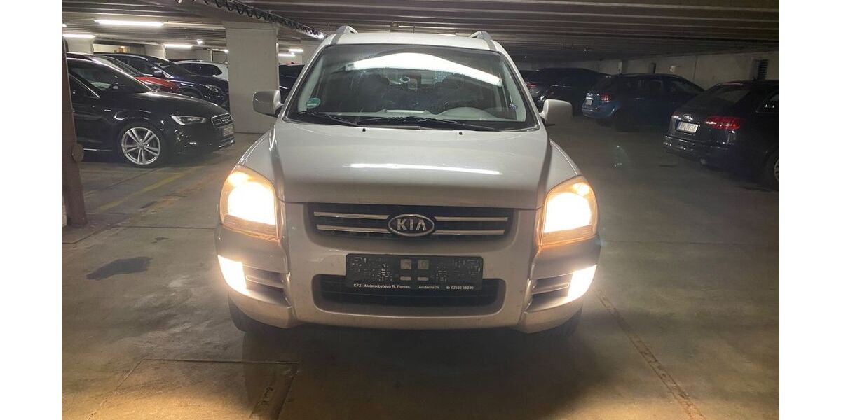 Kia Sportage 158.000 km 2.999 &euro; Bonn 53125