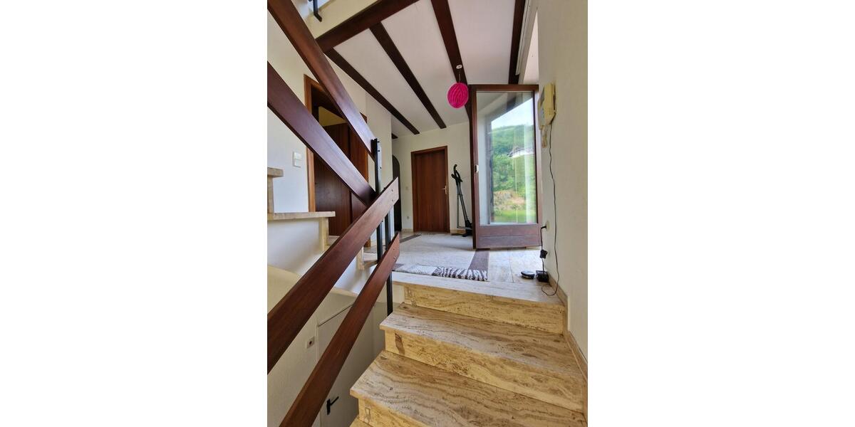 Mehrfamilienhaus, Wohnhaus Annweiler am Trifels - 9 Zimmer, 198 m&sup2;, 429.000&euro; | Angebot:25589332