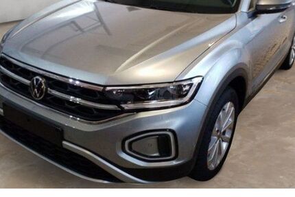 VW T-Roc 4.348 km 32.998 &euro; Potsdam 14482